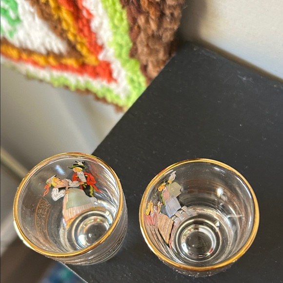 Vintage Folk Art Shot Glasses - Picture 12 of 13